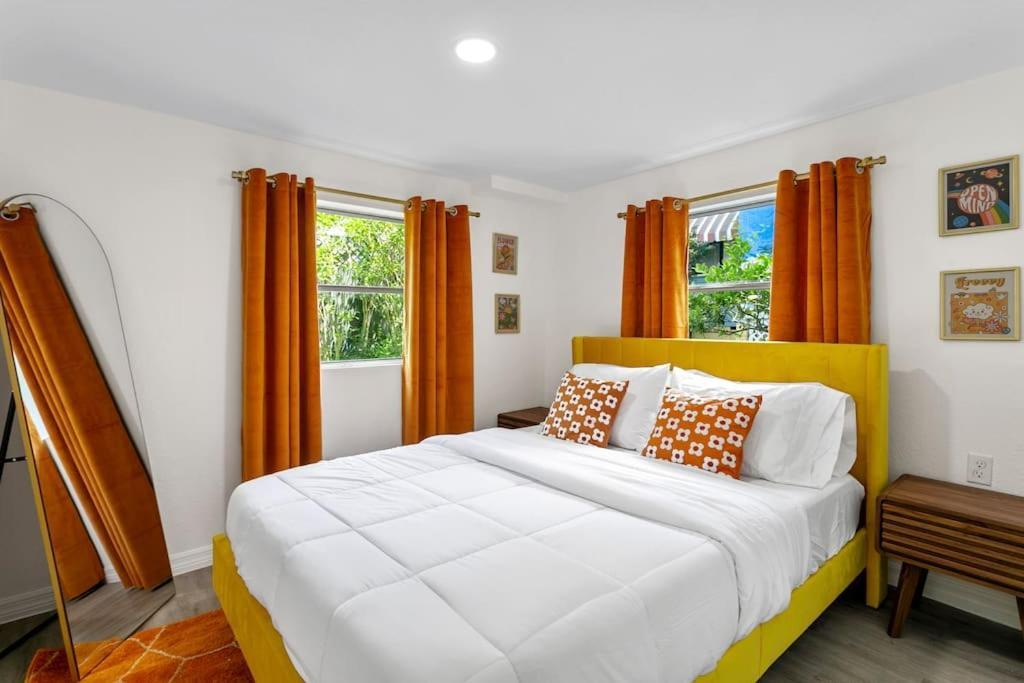 טאמפה That 70'S Themed Apt Close To Coffee, Food + Shops מראה חיצוני תמונה